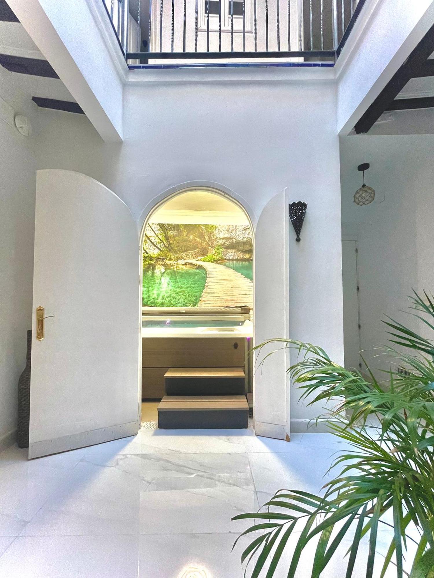 House -Rooftop&Jacuzzi -StayinSevilla Exterior foto