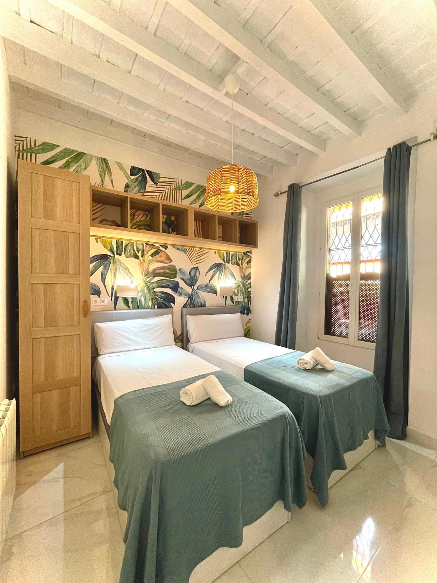 House -Rooftop&Jacuzzi -StayinSevilla Exterior foto